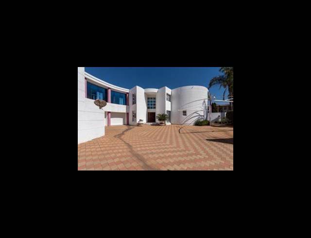 4 BEDROOM HOUSE FOR SALE IN MEYERSDAL